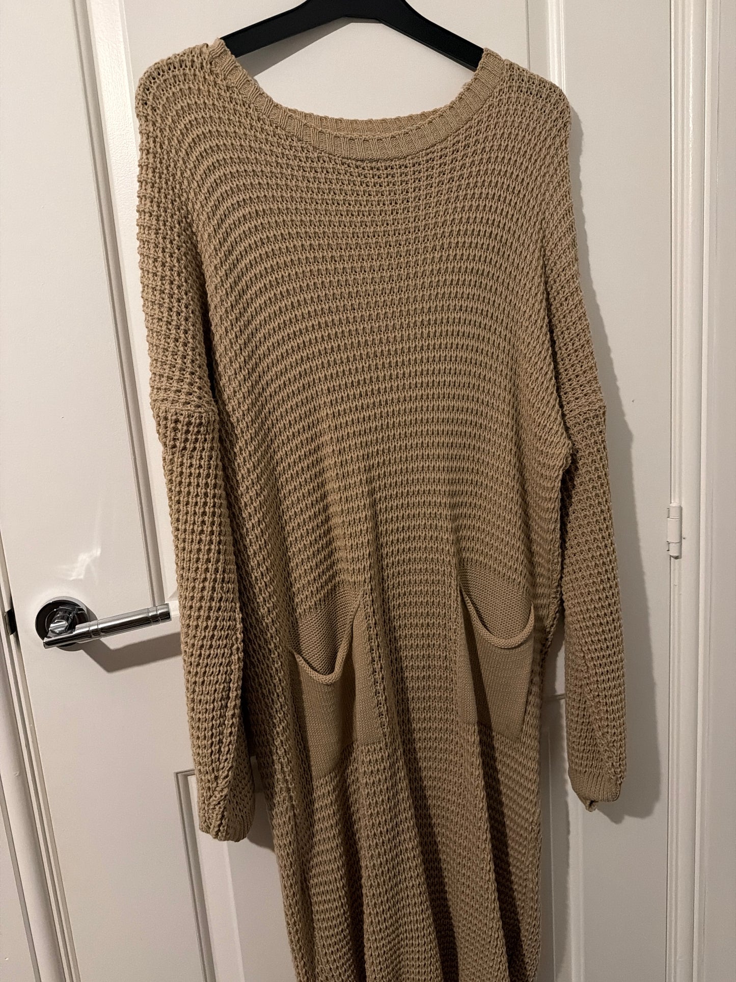 Layla knitted midi