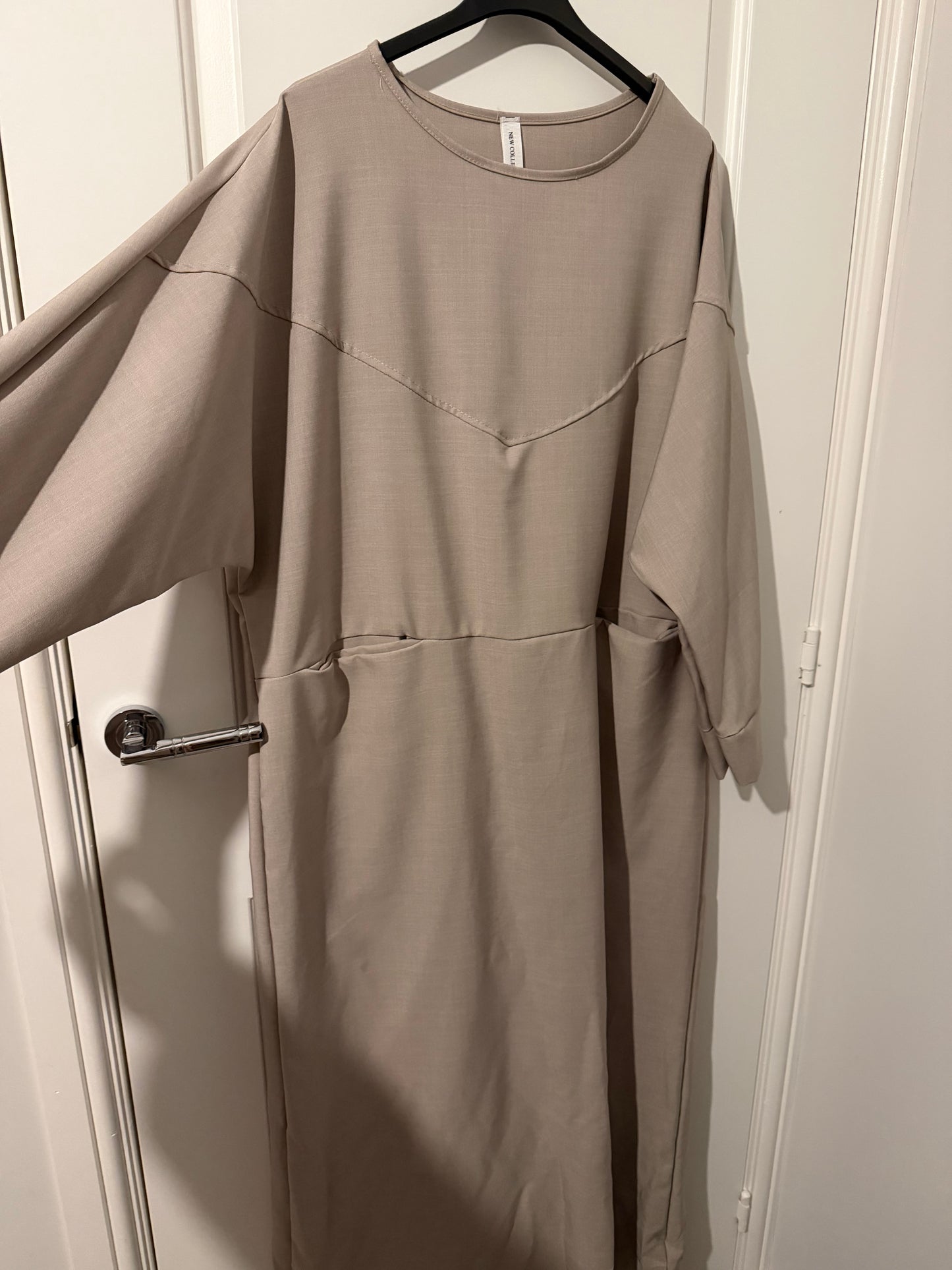 Structured Seam Abaya