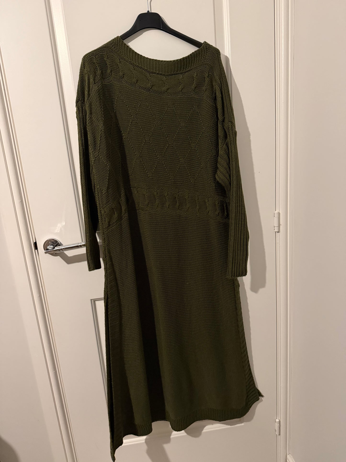 Maha knitted dress