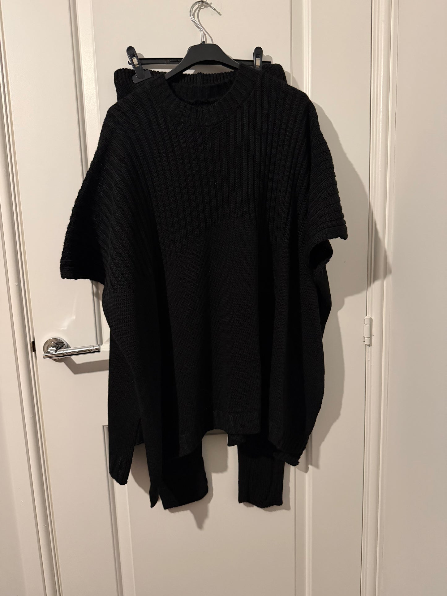 Ribbed Knit Batwing Co-Ord Set – Black