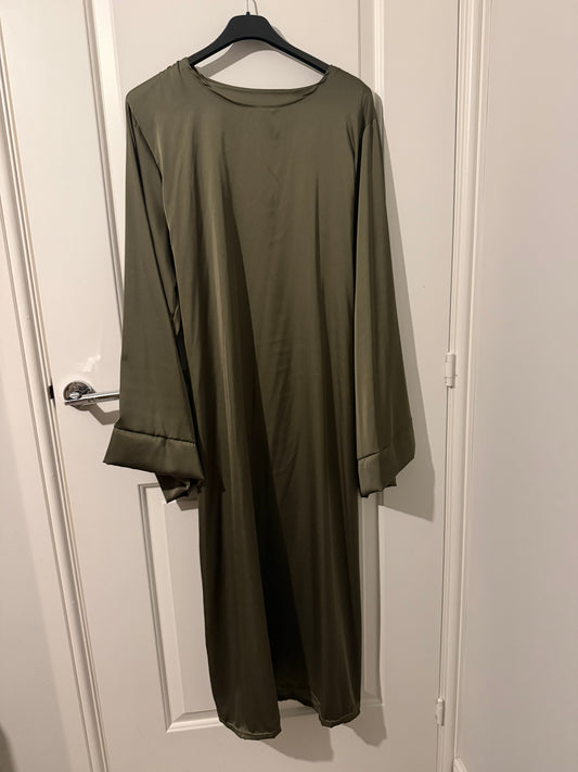 Olive minimal Maxi Dress