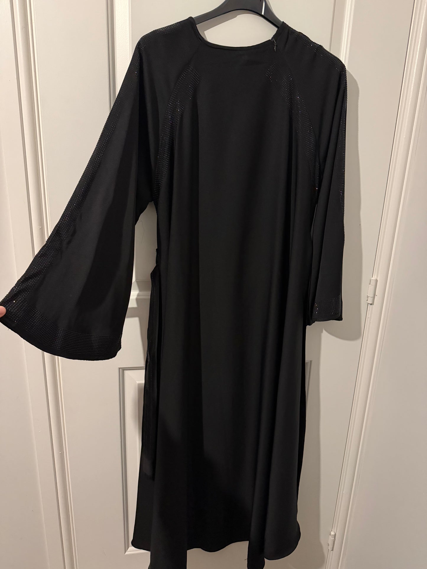 Embellished Sleeve Abaya Dress – Black